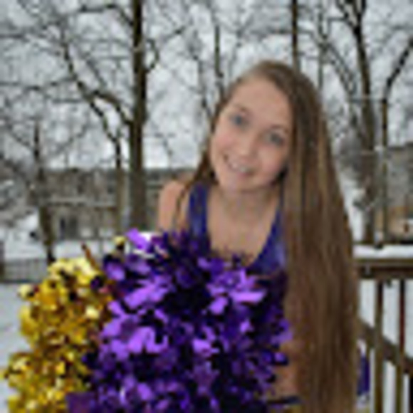 Meet your Posher, Ella - Picture 1 of 1